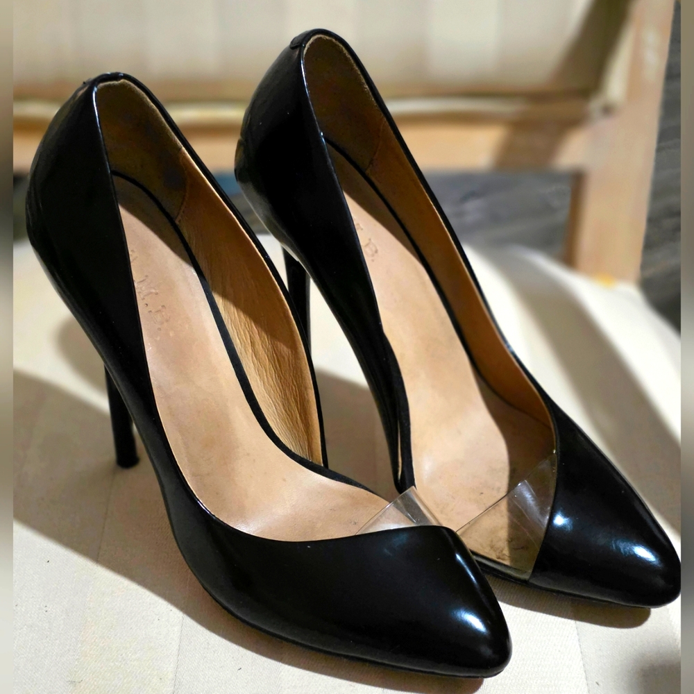 L.a.m.b. Elegant Black Women's Heels